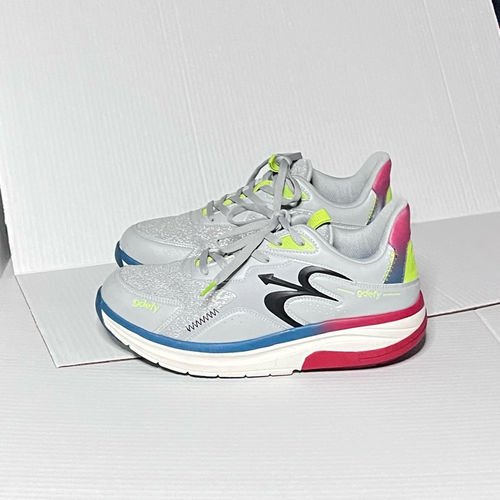 Light Gray Athletic Running Shoes with Neon Accents